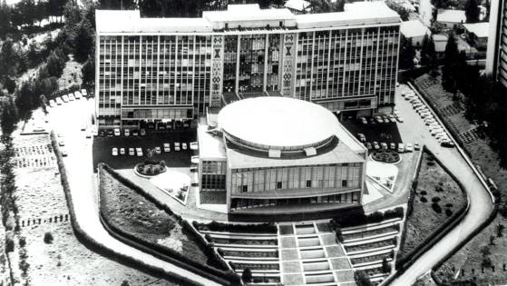 Construction of Africa Hall